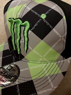 Fox 9FORTY Black Hat with Neon Green Eyelets